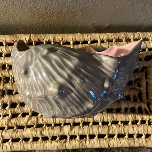 Vintage Ceramic Seashell Planter - Picture 6 of 9